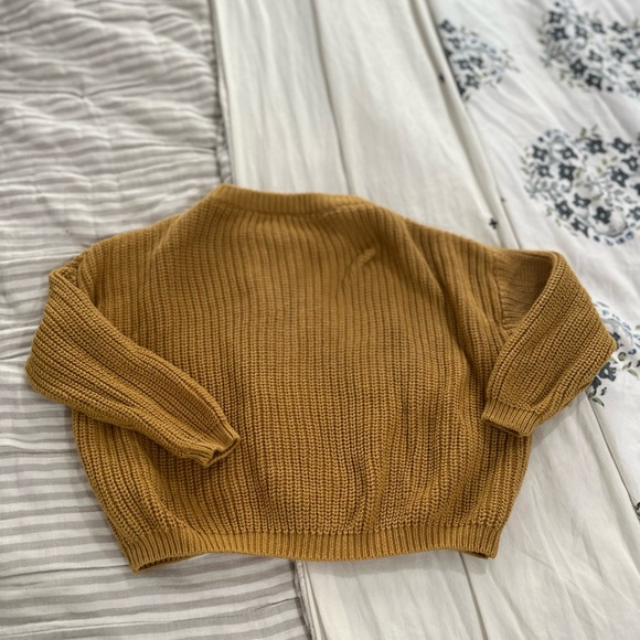 Organic Knit Wide Fit Toddlee Sweater | Beautiful Golden Color | Size 2T - Picture 2 of 5